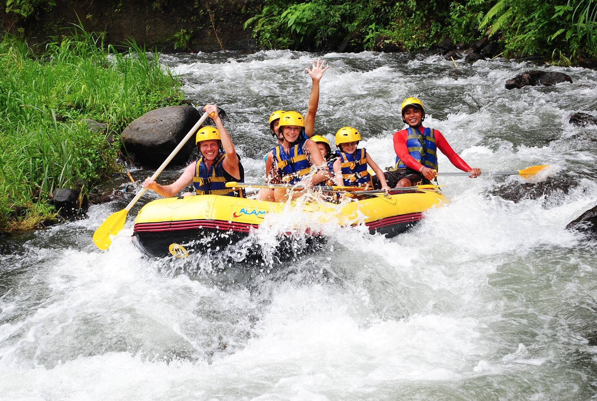 telaga waja river rafting