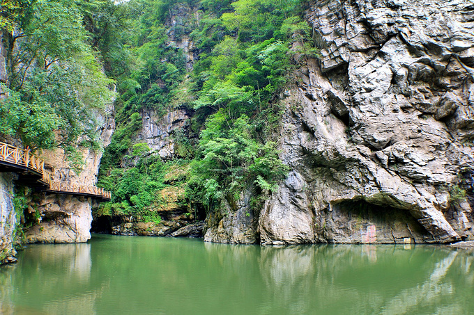 南江大峡谷图片