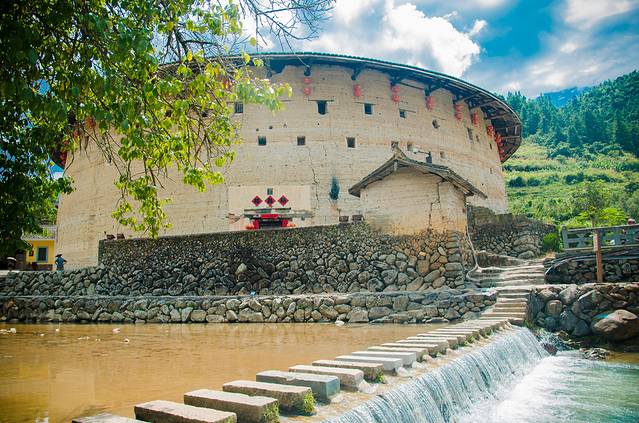 田螺坑土楼群