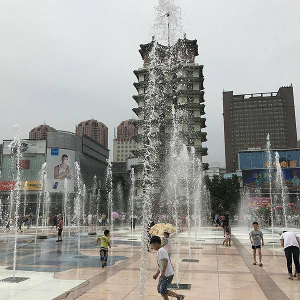 郑州旅游年卡景点景区_2018年郑州旅游收入(2)