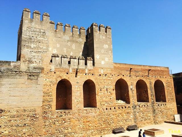 阿尔卡萨瓦城堡