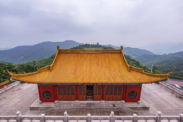 会稽山龙华寺