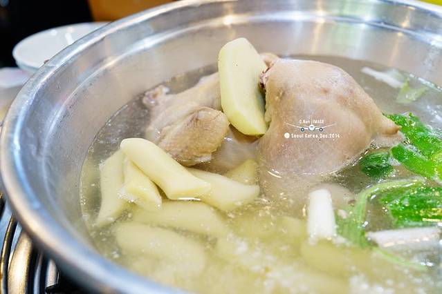 东大门一只鸡(弘大店)