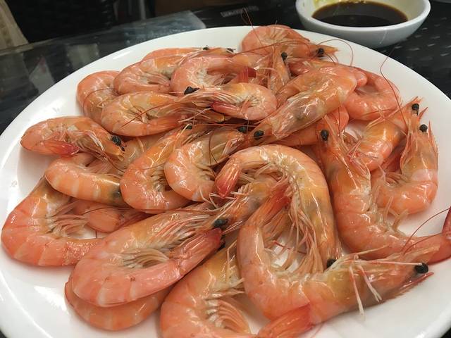 亚龙湾亚泰商业中心