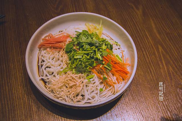 福照楼汽锅鸡·云南特色菜(火车站锦江店)