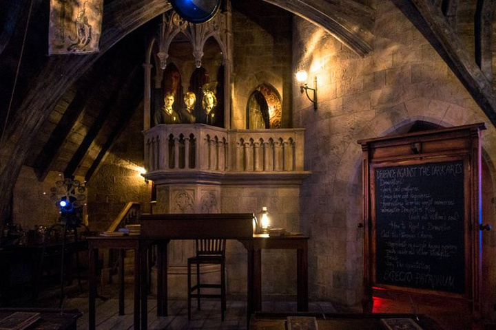 霍格沃兹魔法学院