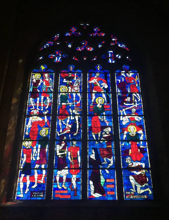 圣弥额尔圣古都勒主教座堂