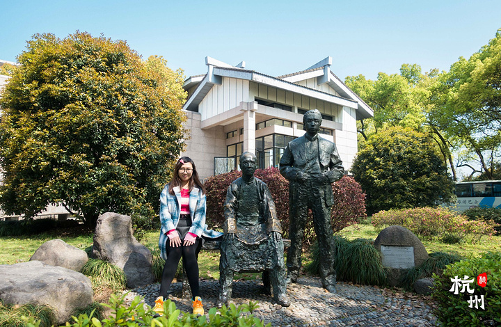 包括西湖博物馆浙江省博物馆文澜书院等等来到这块区域 里面有的历史