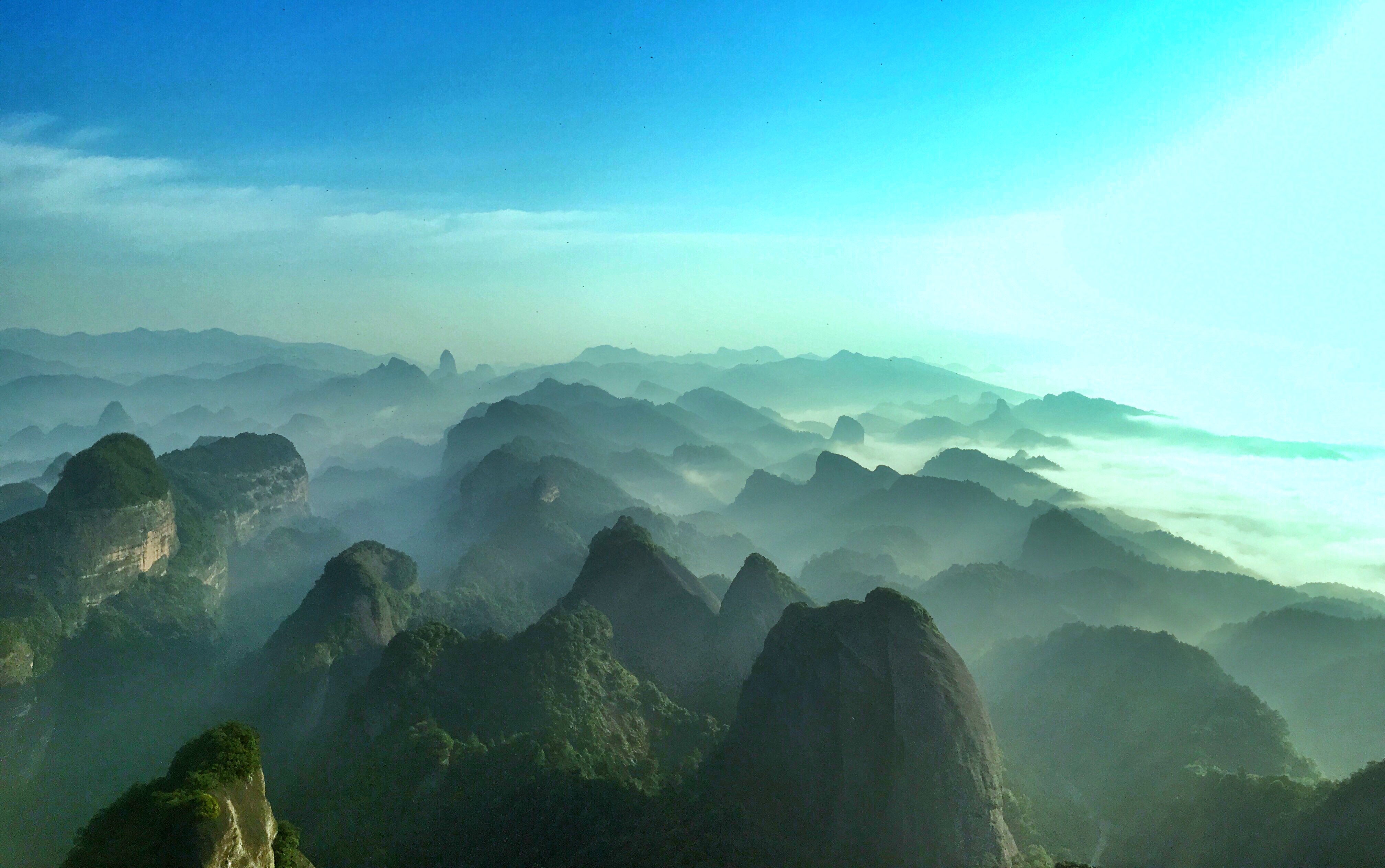 评论详情 d,万塘石林 e,回龙寺风神洞,天坑 f,水庙玉女岩 g,最高峰