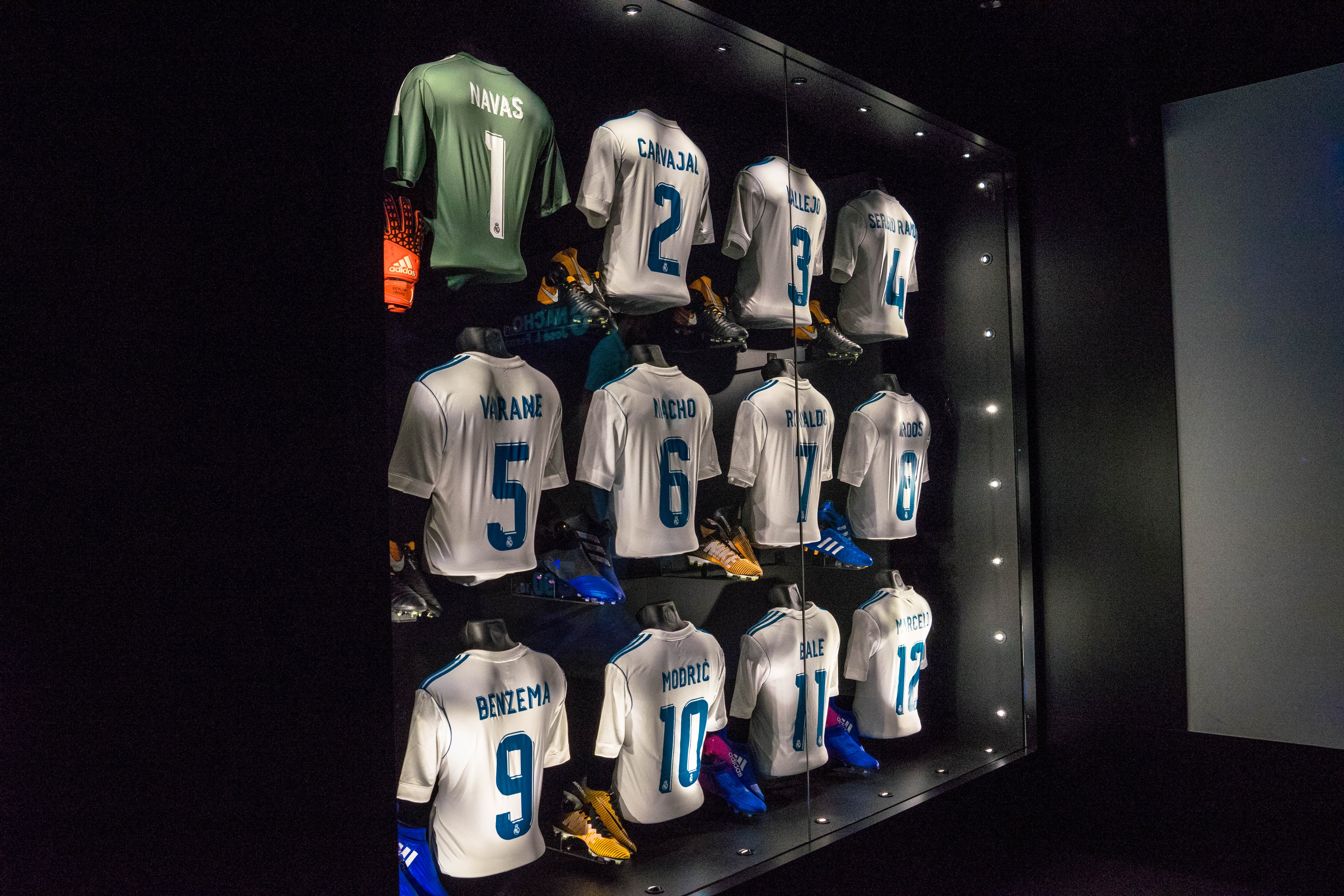 就是它了realmadrid多少真球迷的圣地我们先替你们踩点了炒饭大魔王