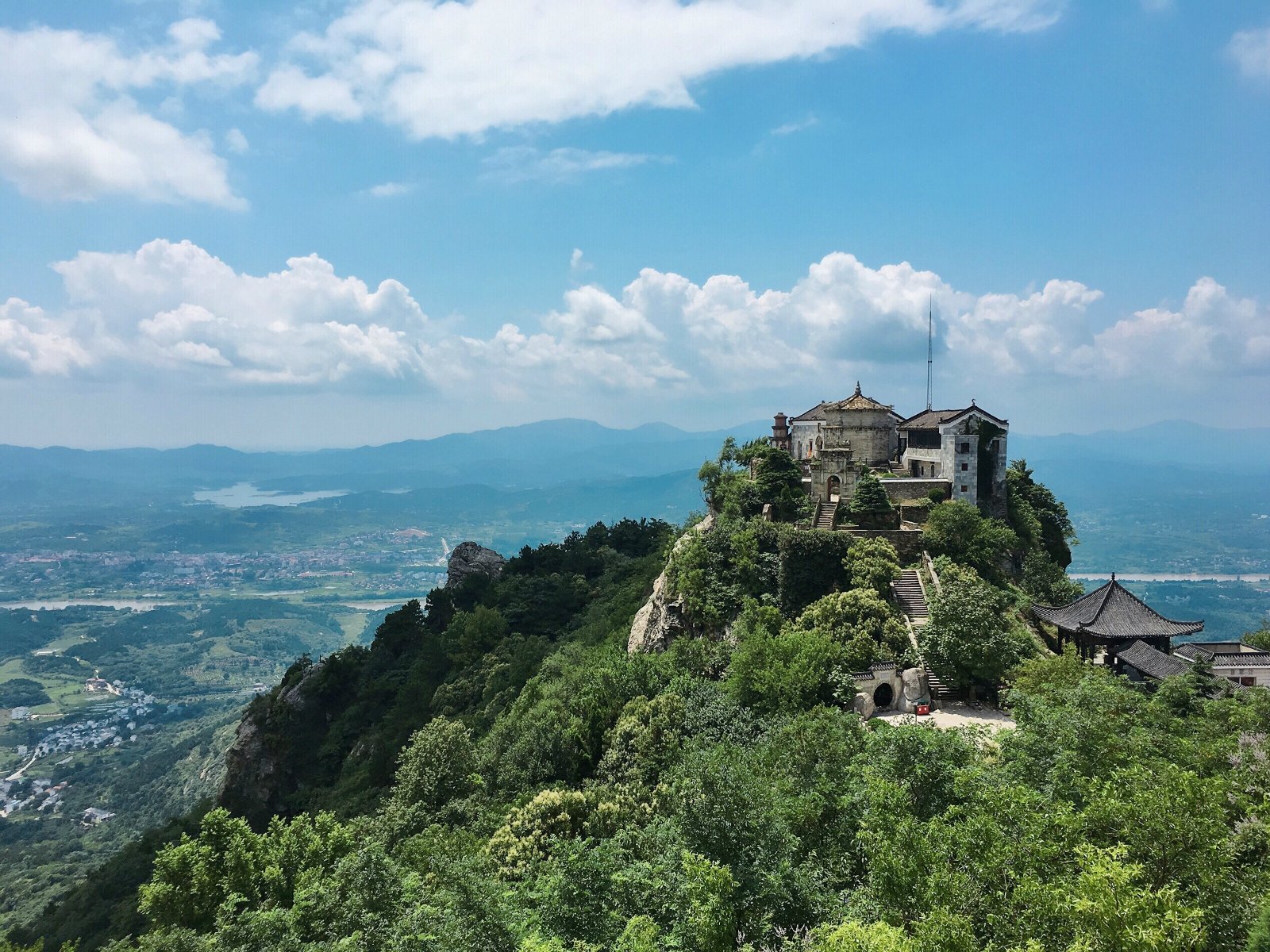 2020木兰山游玩攻略,爬到山顶往下看的时候,视野.【去哪儿攻略】