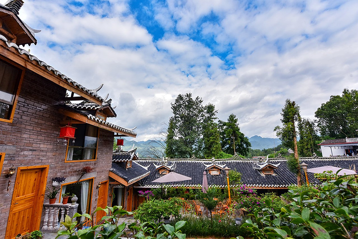 恩施茶花山居精品民宿