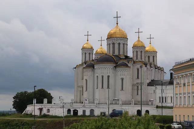 圣母安息主教座堂