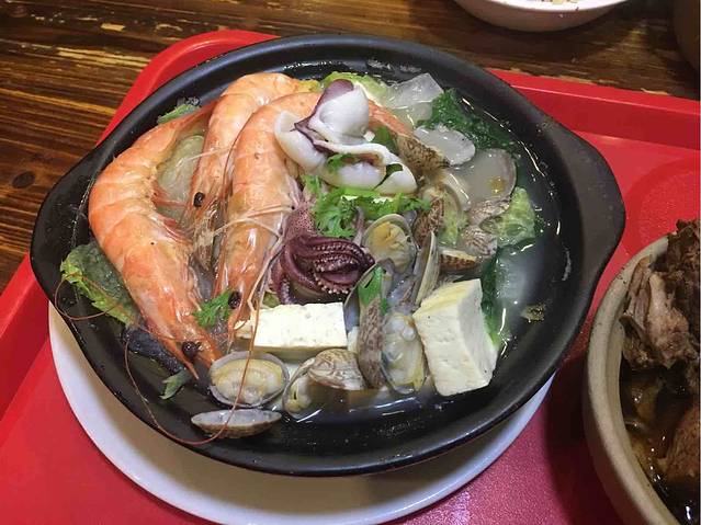 万和春排骨砂锅米饭(湖北路店)