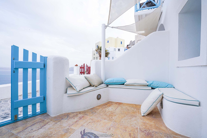 所以看着好看,可能根本没有时间去泡～夜晚的 圣托里尼