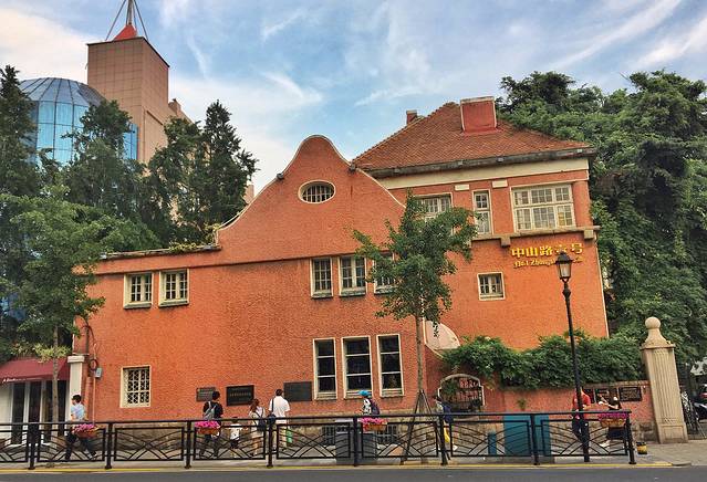 千遇千寻旅行馆