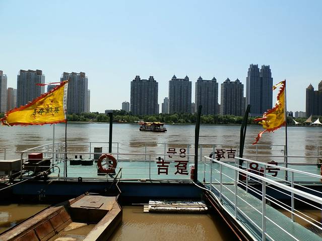 漂浮式音乐喷泉