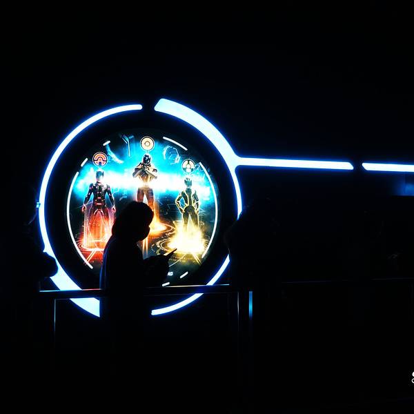 2019创极速光轮门票,上海迪士尼度假区创极速