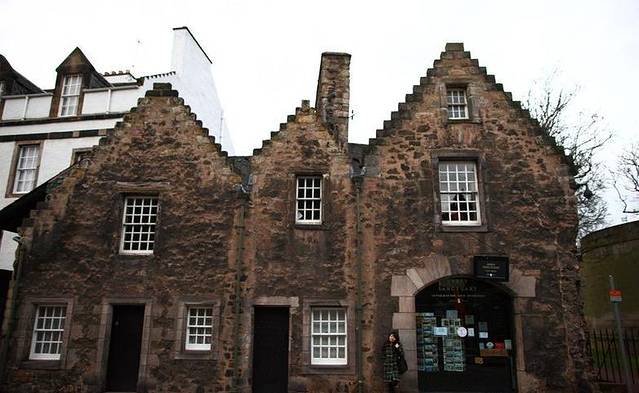 荷里路德大修道院