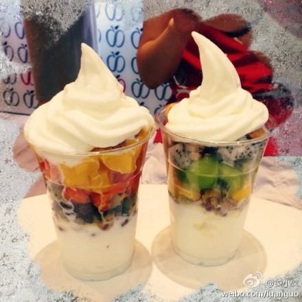 新中关购物中心