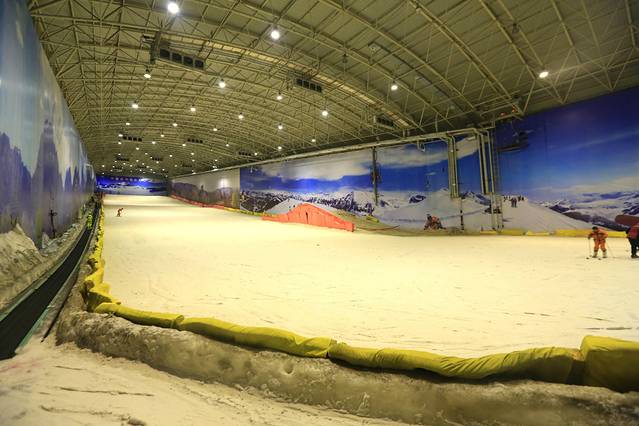 洛阳伏牛山滑雪场