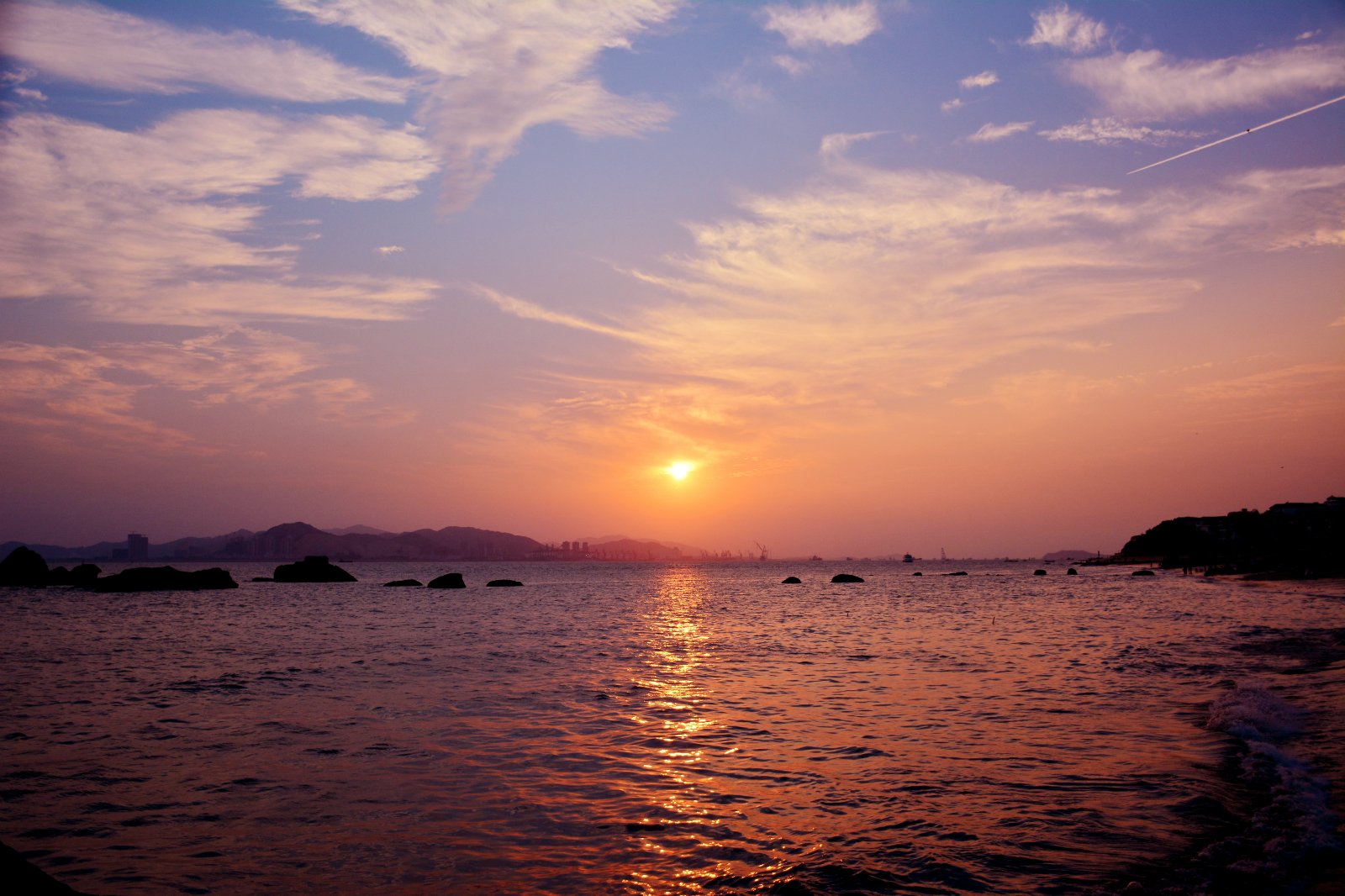 “2025年11月北京广场升降旗日历表Bi