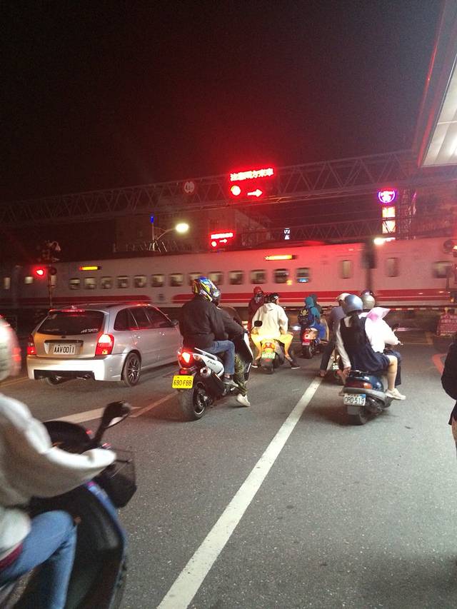 花莲自强夜市-壳烧虾(已關閉)