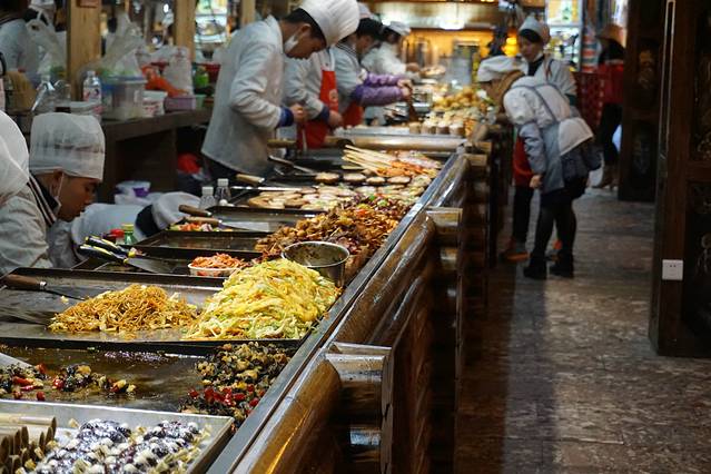 七一街小吃一条街