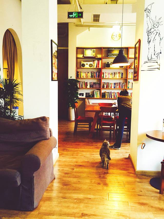 路上记忆咖啡馆