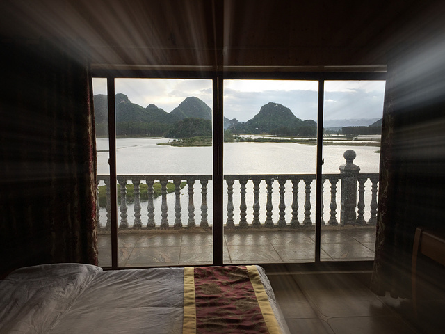 第一印象,瞬间秒杀所有倦意。昆明-普者黑大概