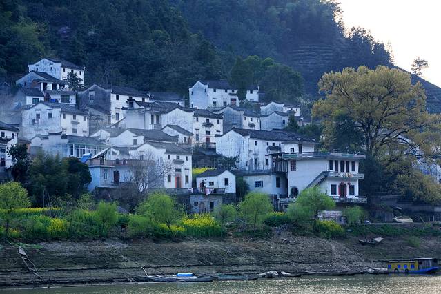 新安江山水画廊