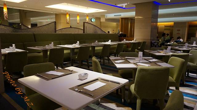 青岛中心假日酒店碧海咖啡厅