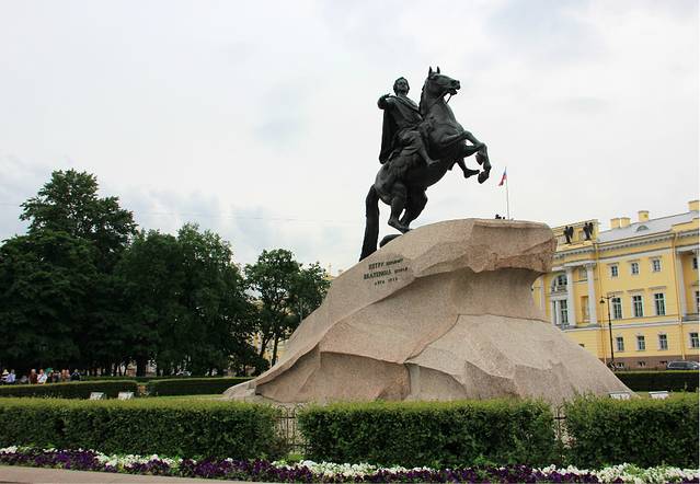 彼得大帝青铜骑士像