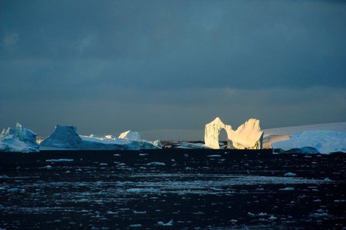 雷麦瑞海峡图片 雷麦瑞海峡图片