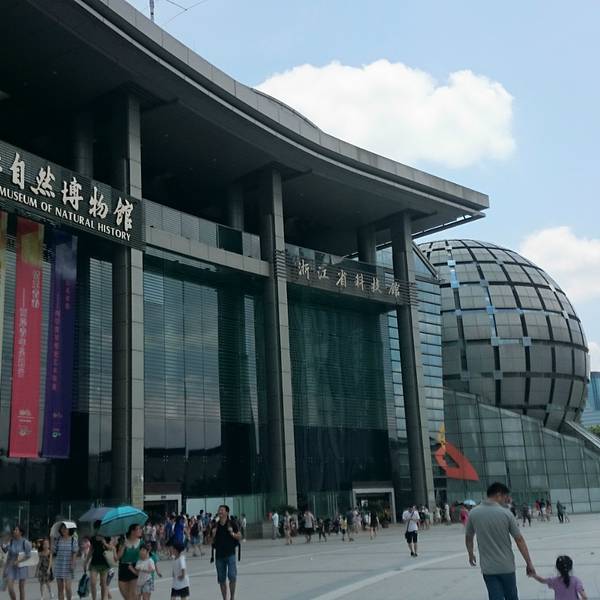 西湖文化广场