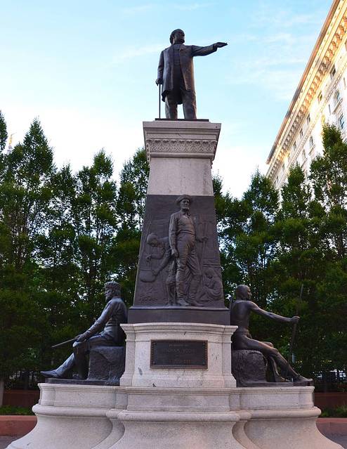 摩门教圣殿salt lake temple是盐湖城的标志,也是全世界摩门教偷哪