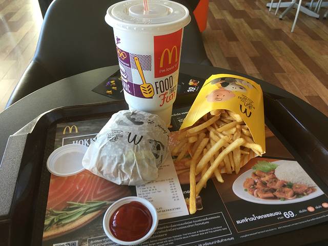 麦当劳(塔佩门店)