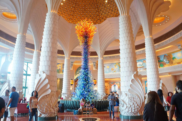 特兰蒂斯酒店看到这个人类奇迹就惊叹不已这么高大上