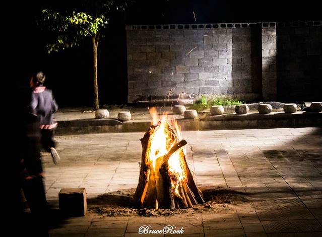 桃花岛篝火晚会