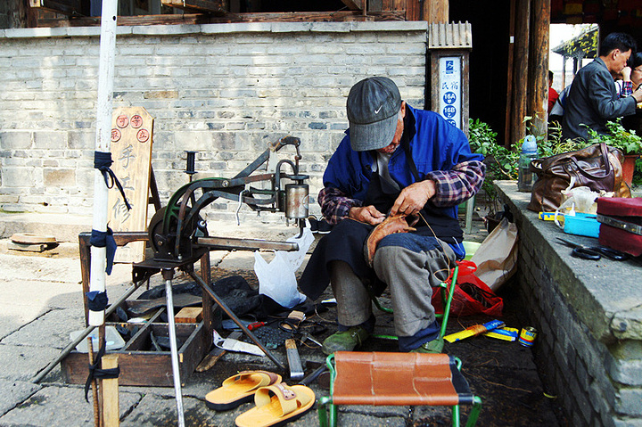 手工修鞋张恒泰理发店水巷驿风雨长廊