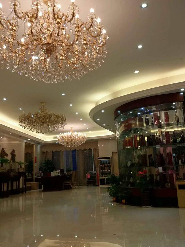 金唐海鲜酒家(齐富路店)