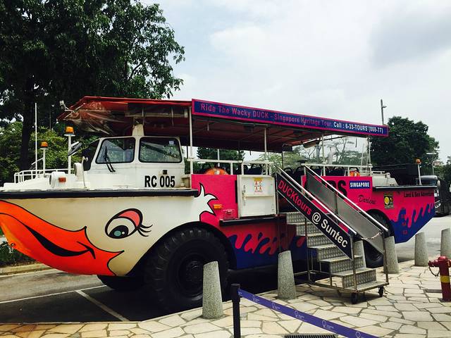 DUCKtours鸭子船