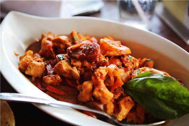 老渔翁石窟餐厅