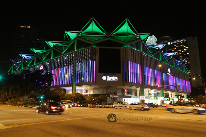 《春节新加坡6日游》中提到的 新达城购物中心 攻略