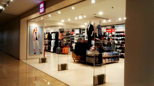 优衣库(南京新百店)