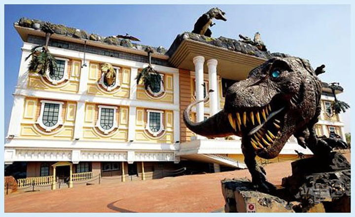 恐龙危机这也是一个3d电影加动感设备的项目讲述了恐龙入侵人类的故事