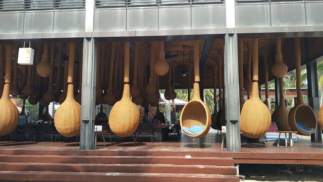 半山半岛洲际度假酒店啤酒吧