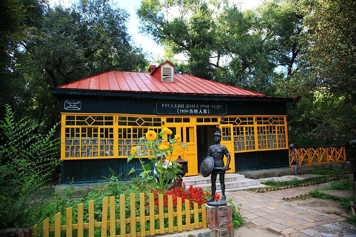 2017门票很有意思,做成了护照的样子,让人感觉