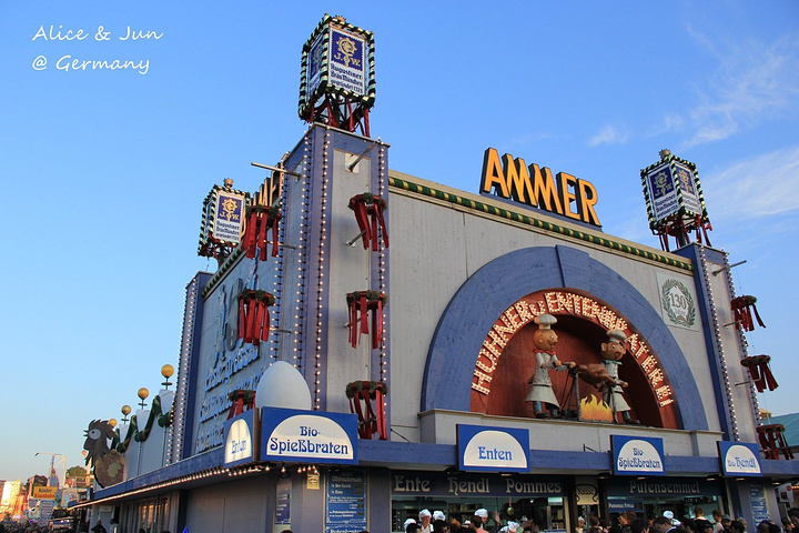 201710月3日,是德国国庆日,选择在最热闹的一