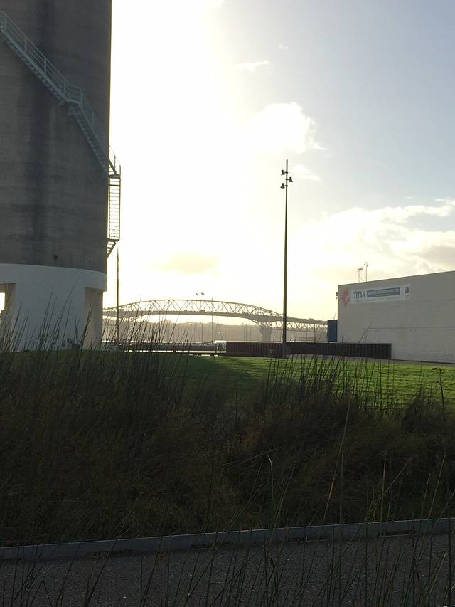 奥克兰海湾大桥